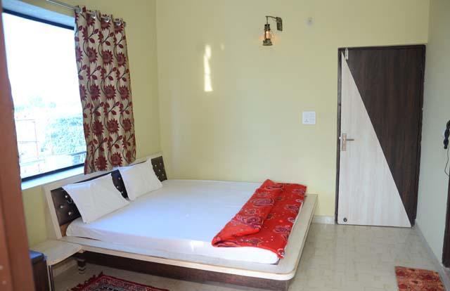 Priya Palace Hotel Vrindávan Kültér fotó